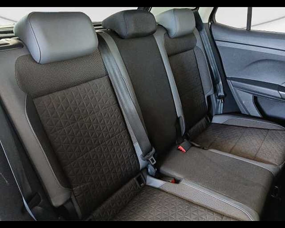 Volkswagen T-Cross usata a Roma (9)