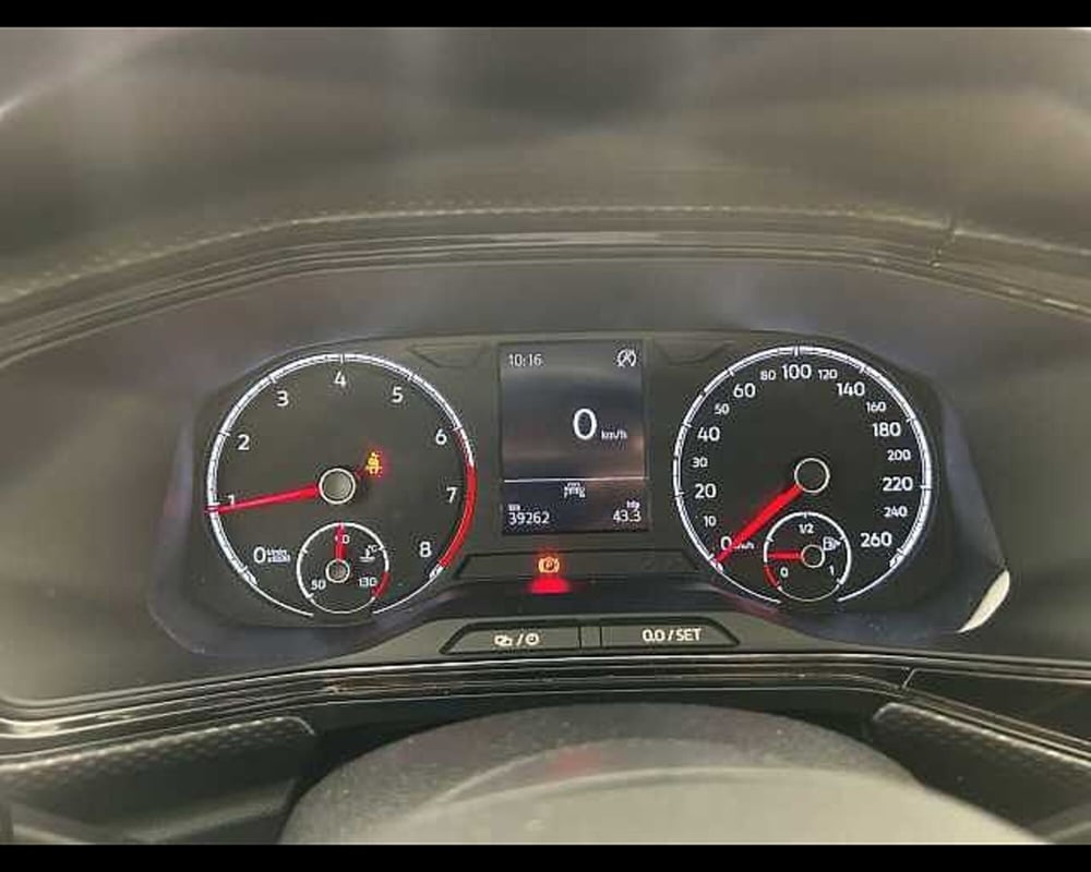 Volkswagen T-Cross usata a Roma (13)