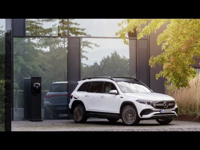 Mercedes-Benz EQB 250 Premium Plus nuova a Pisa