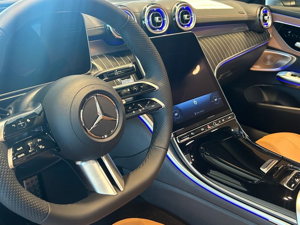 Mercedes-Benz CLE Cabrio nuova a Pisa (16)