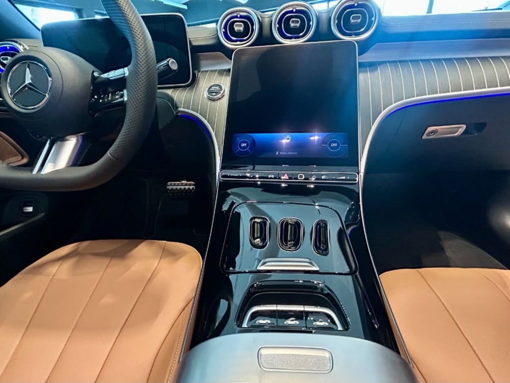 Mercedes-Benz CLE Cabrio nuova a Pisa (19)