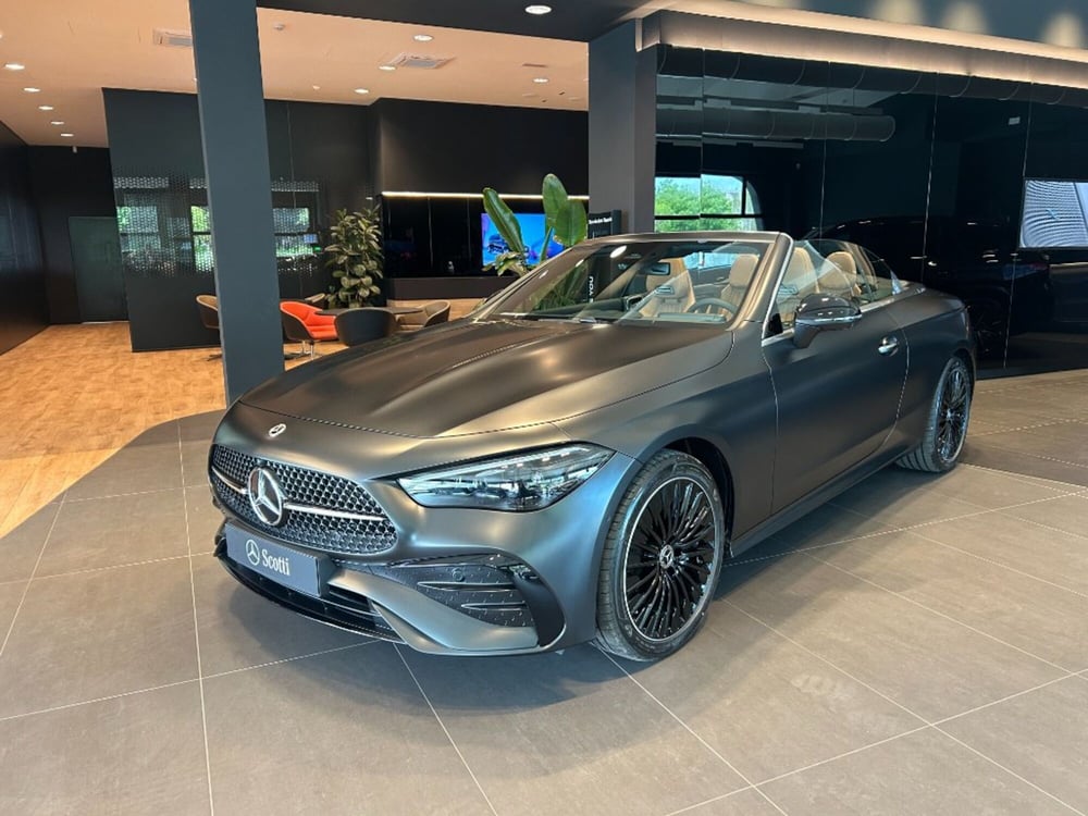 Mercedes-Benz CLE Cabrio nuova a Pisa (3)