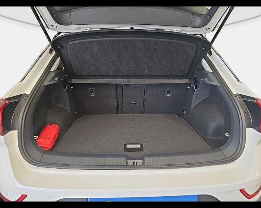 Volkswagen T-Roc nuova a Roma (11)
