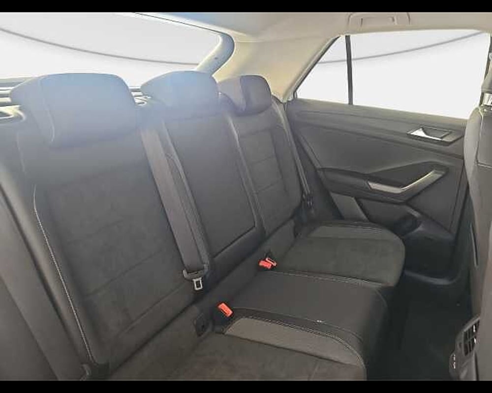 Volkswagen T-Roc nuova a Roma (9)