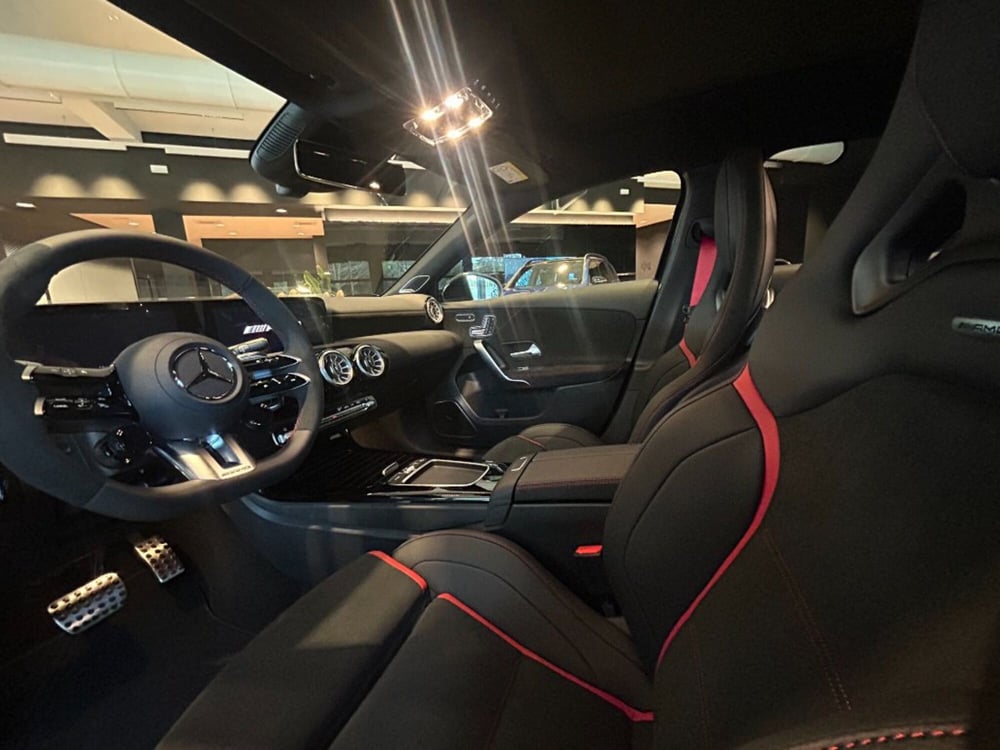 Mercedes-Benz Classe A nuova a Pisa (14)