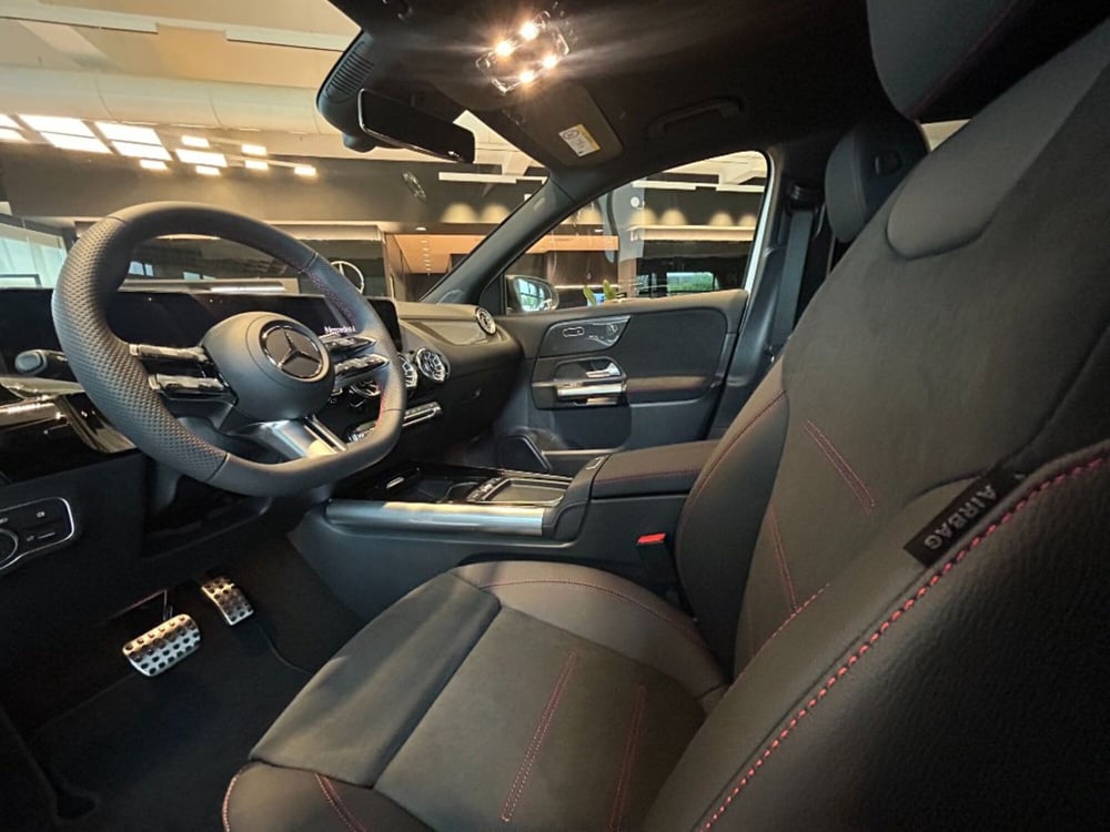 Mercedes-Benz GLA SUV nuova a Pisa (10)
