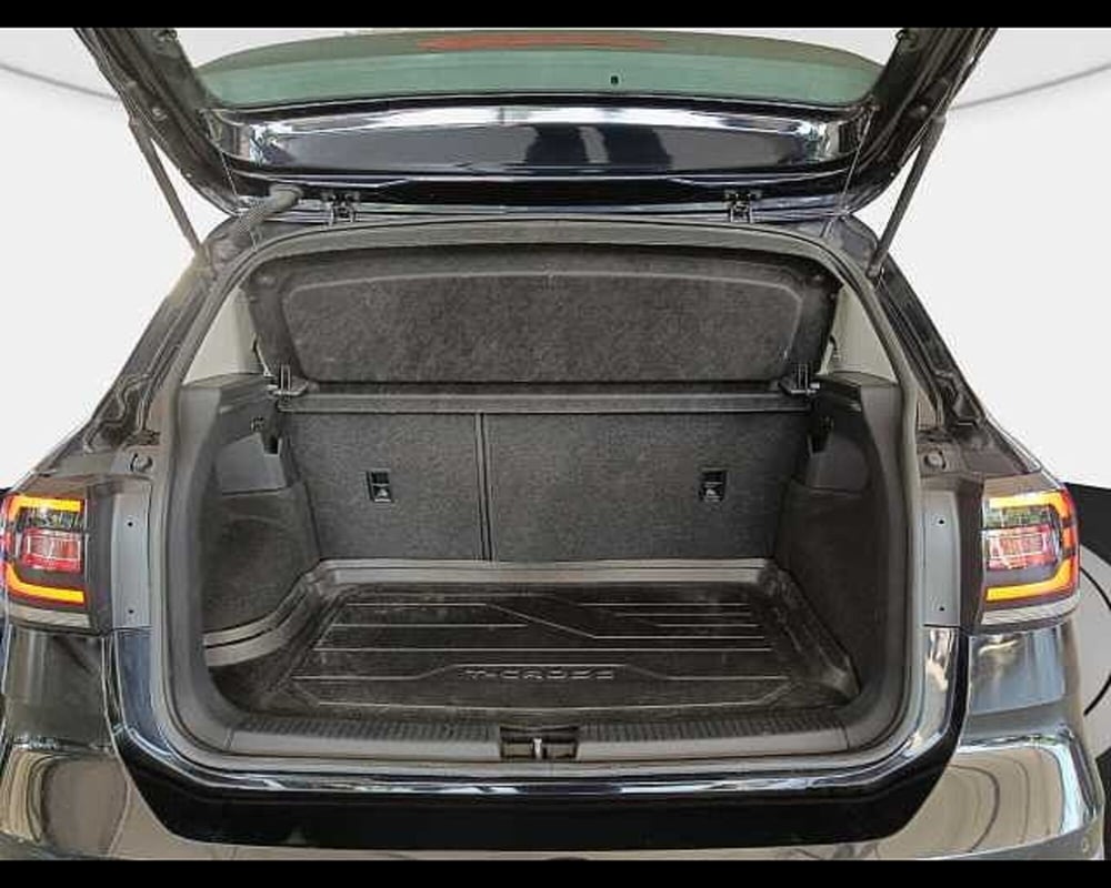 Volkswagen T-Cross usata a Roma (11)