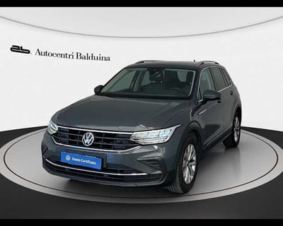 Volkswagen Tiguan 2.0 TDI SCR Life del 2021 usata a Roma