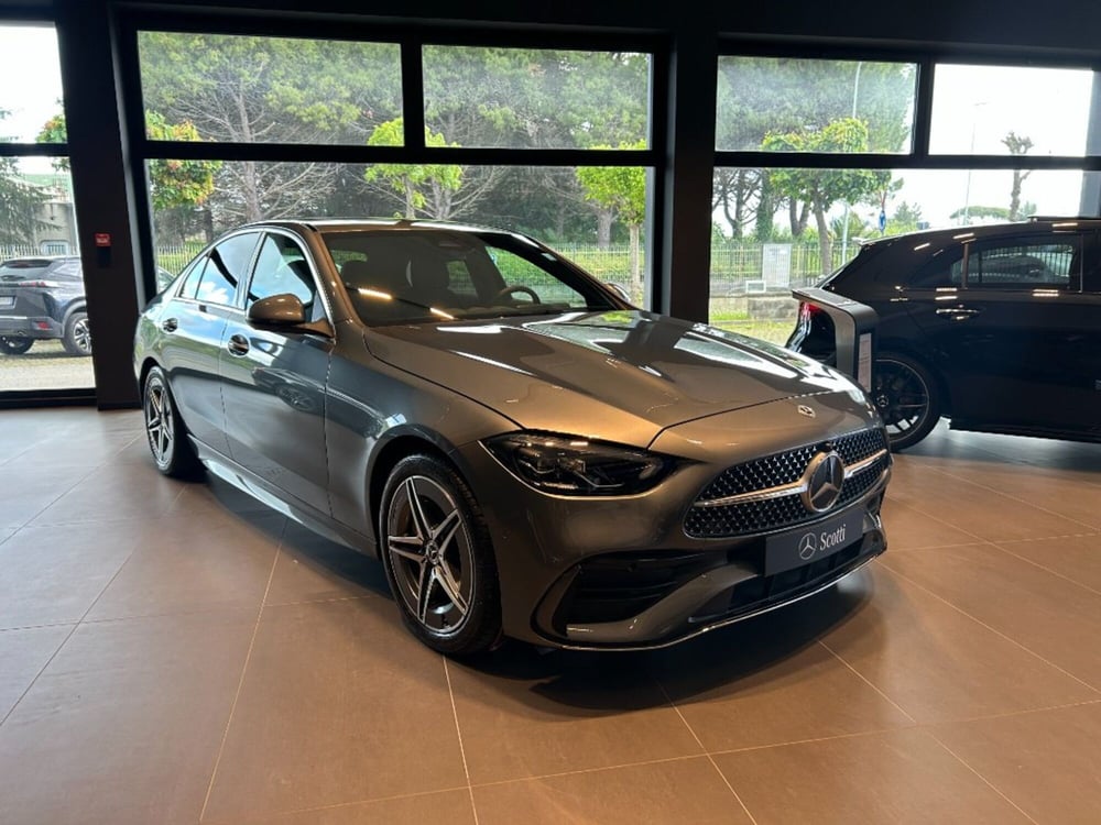 Mercedes-Benz Classe C nuova a Pisa (3)