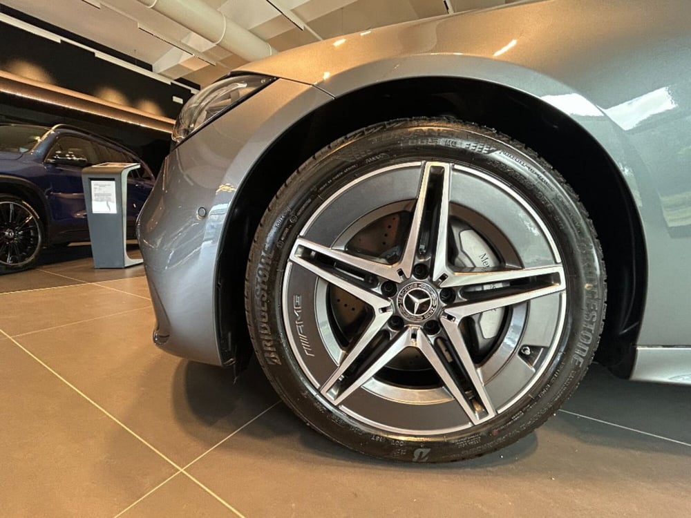 Mercedes-Benz Classe C nuova a Pisa (9)