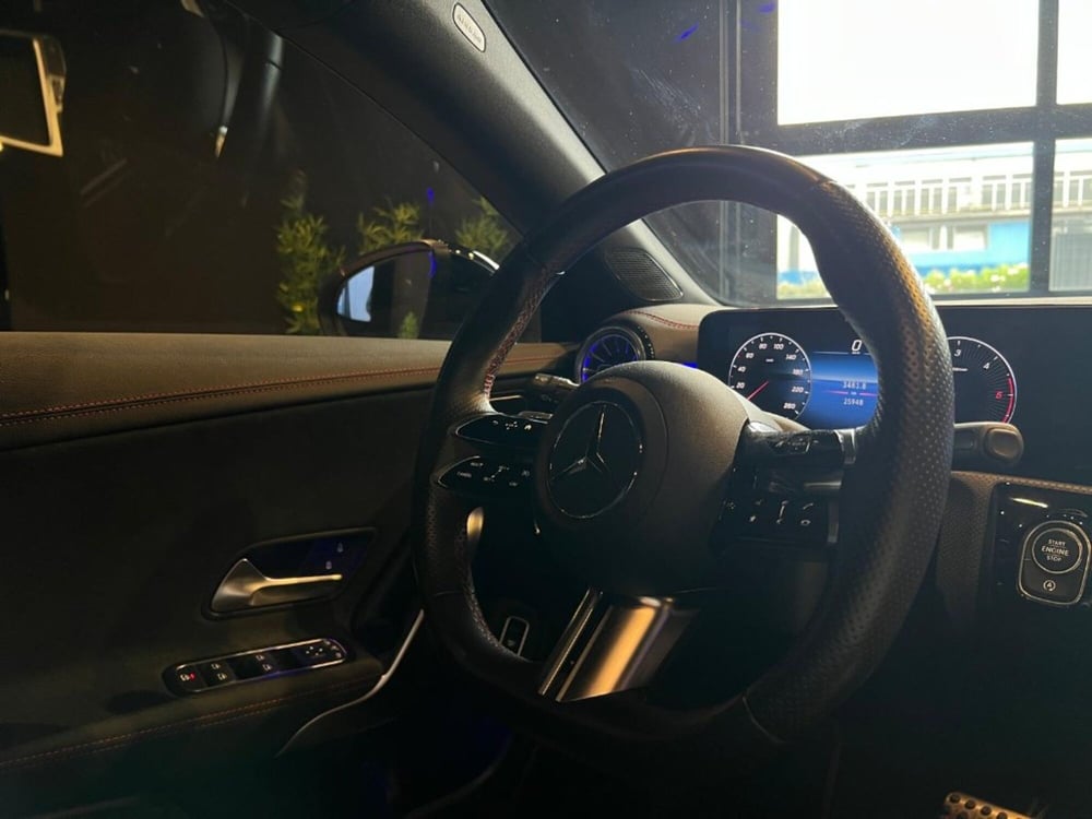 Mercedes-Benz CLA Shooting Brake usata a Pisa (14)