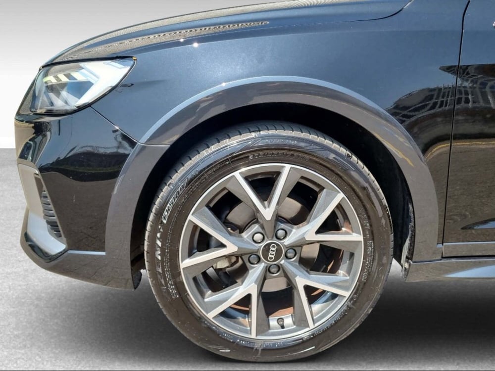 Audi A1 allstreet usata a Pisa (13)