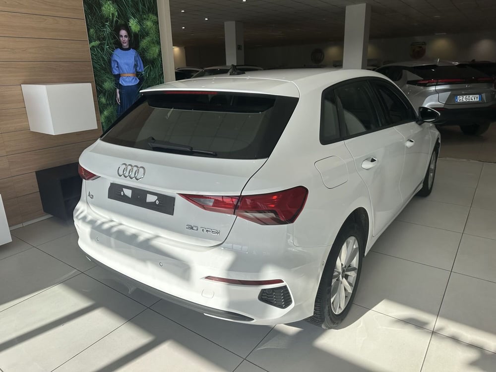 Audi A3 Sportback usata a Milano (8)