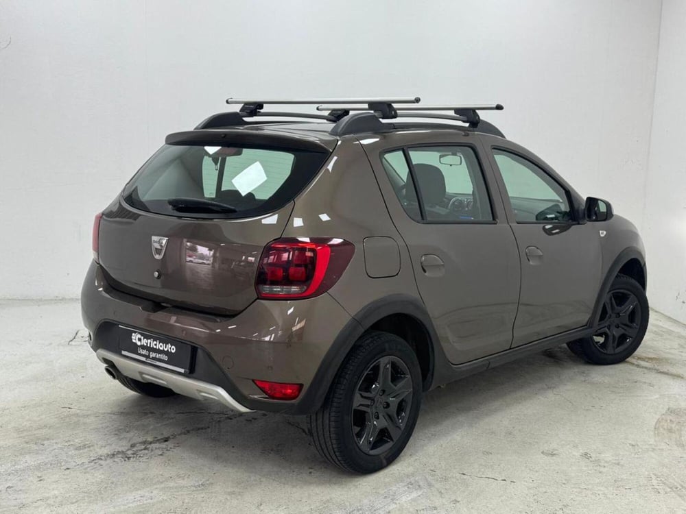 Dacia Sandero usata a Como (2)