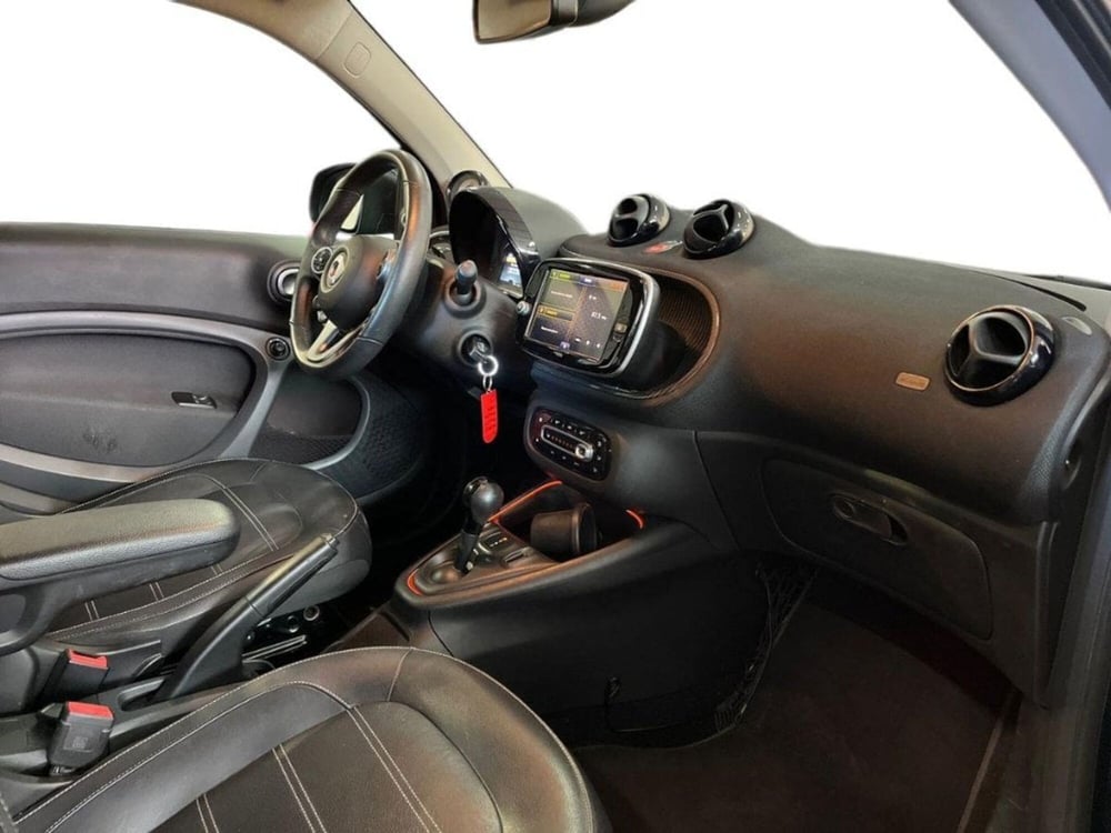 smart Fortwo usata a Taranto (9)