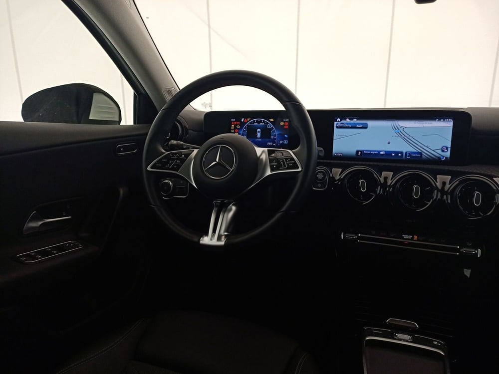Mercedes-Benz Classe A usata a Bari (9)