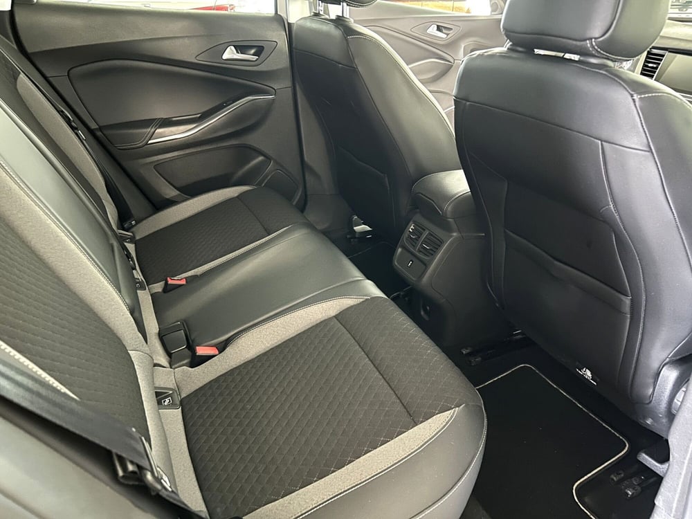 Opel Grandland X usata a Ferrara (13)