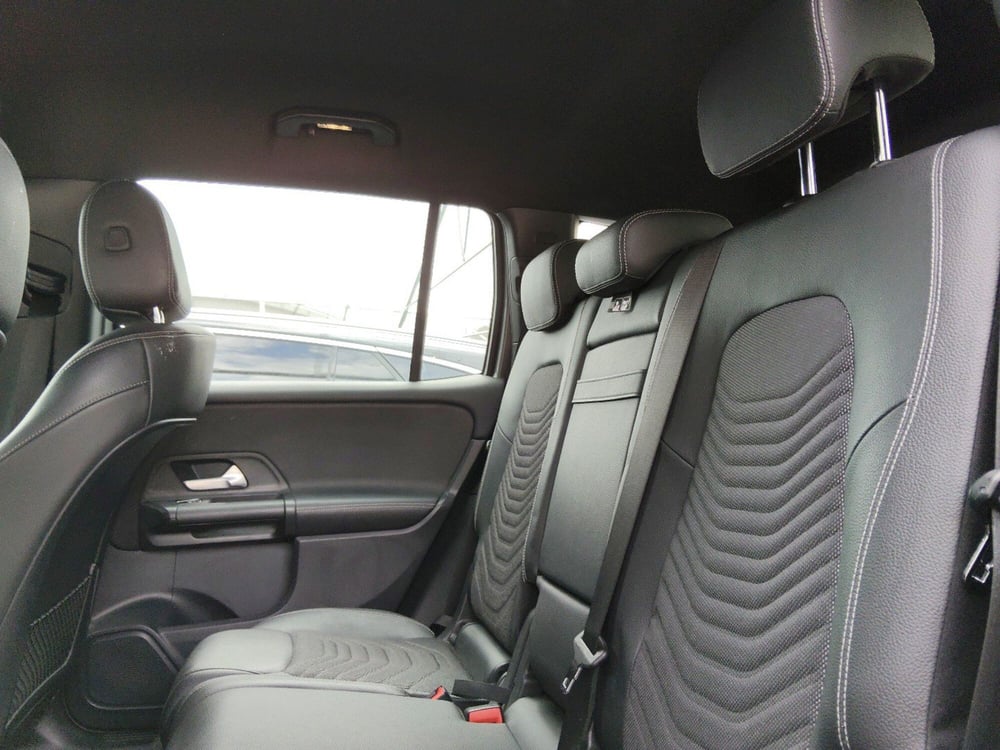 Mercedes-Benz GLB usata a Pescara (14)