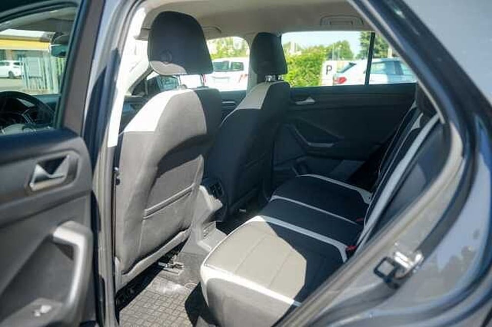 Volkswagen T-Roc usata a Rovigo (13)
