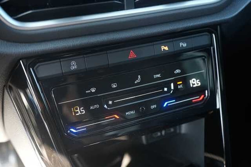 Volkswagen T-Roc usata a Rovigo (17)