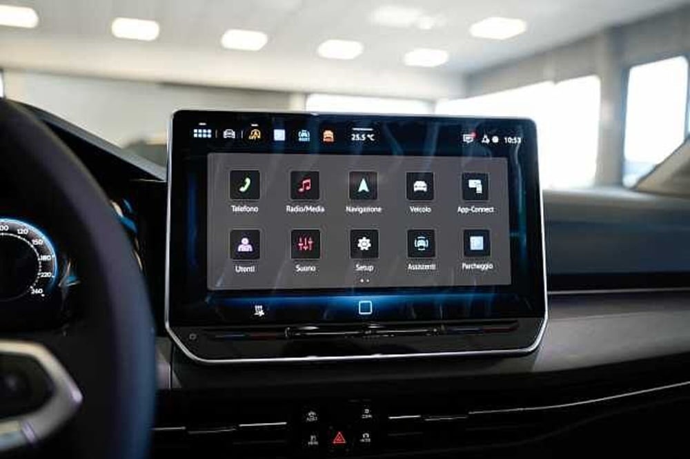 Volkswagen Golf nuova a Rovigo (12)