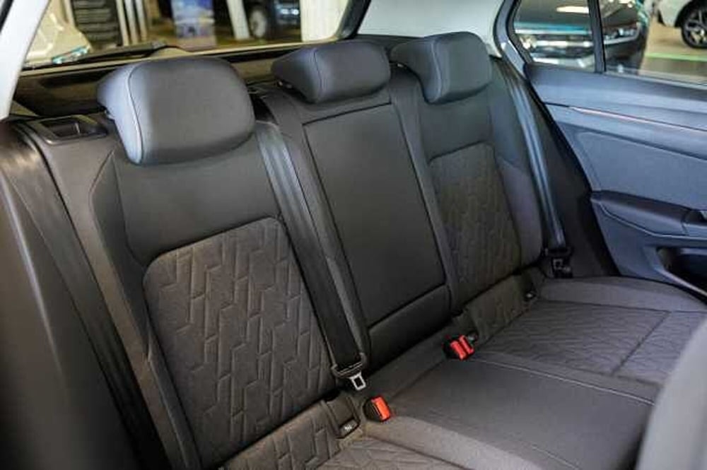 Volkswagen Golf nuova a Rovigo (16)