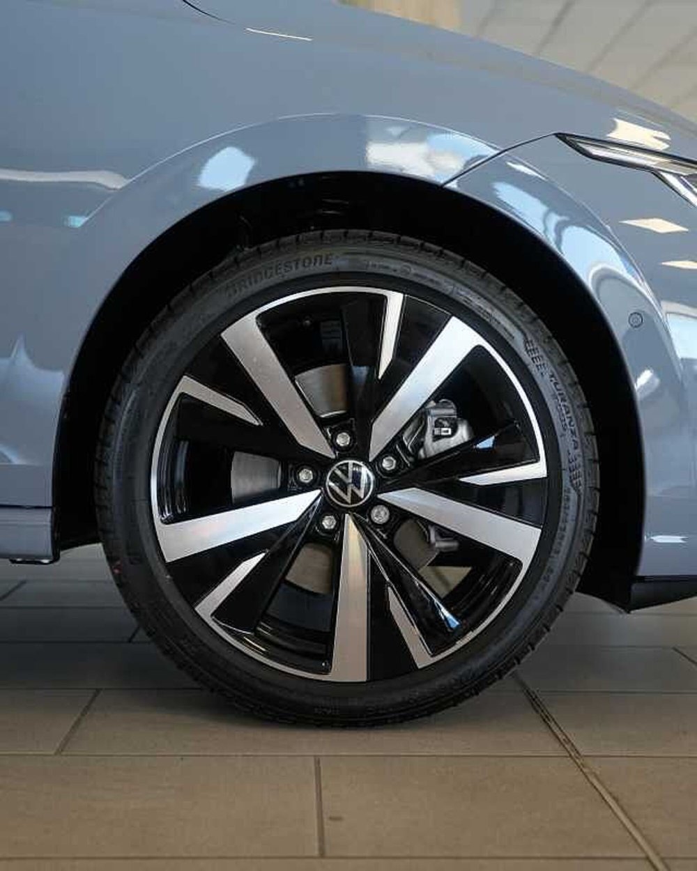 Volkswagen Golf nuova a Rovigo (3)