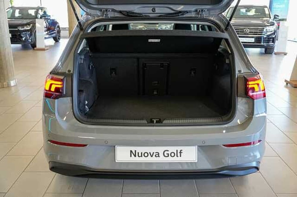 Volkswagen Golf nuova a Rovigo (7)