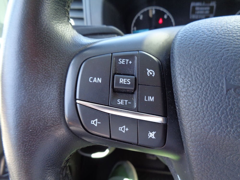 Ford E-Transit Custom Furgone usata a Treviso (16)
