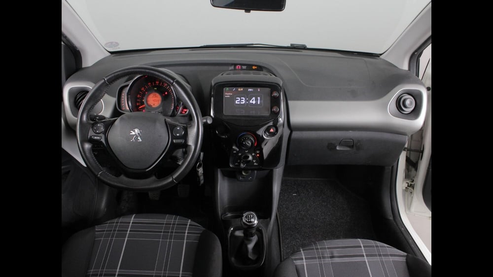 Peugeot 108 usata a Palermo (9)
