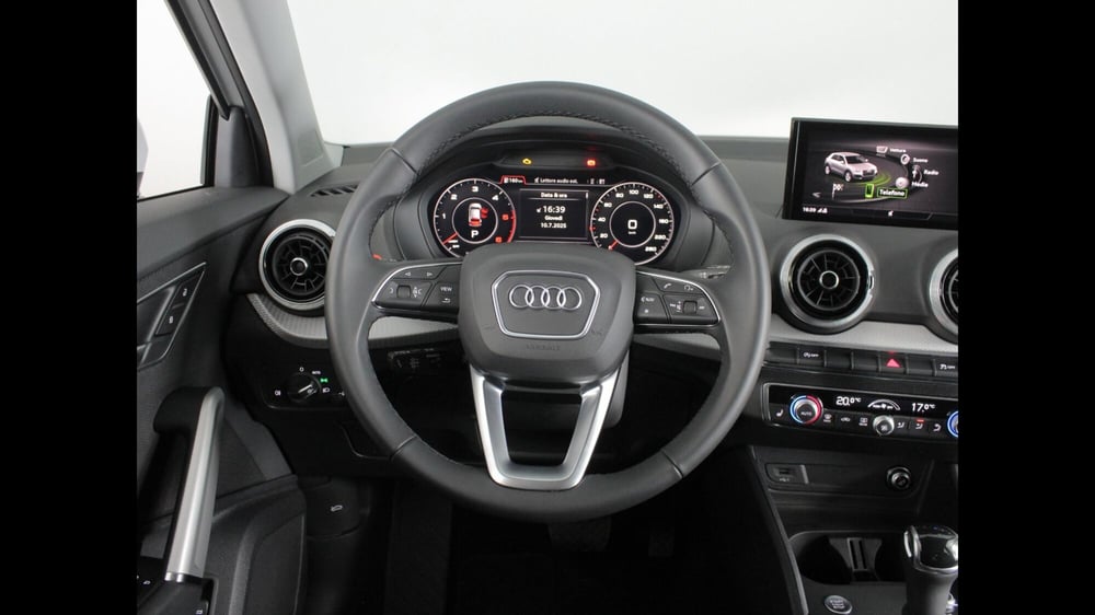 Audi Q2 usata a Palermo (10)