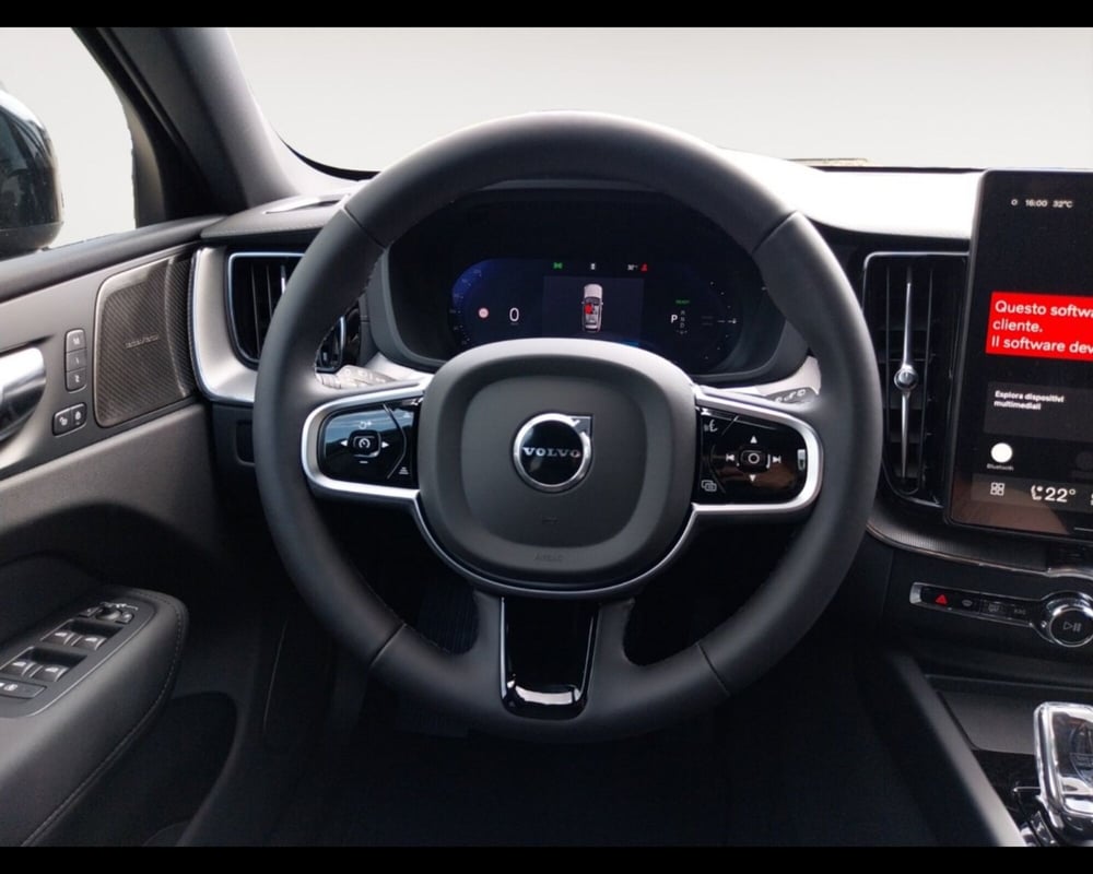 Volvo XC60 nuova a Bologna (10)