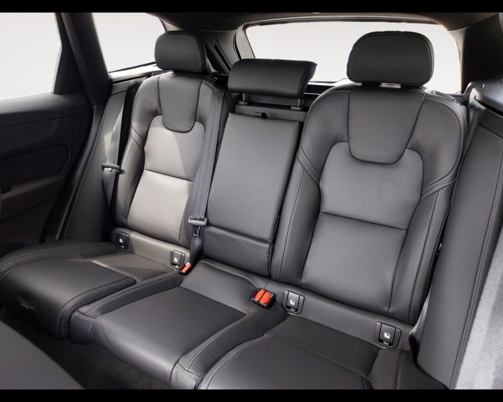 Volvo XC60 nuova a Bologna (15)