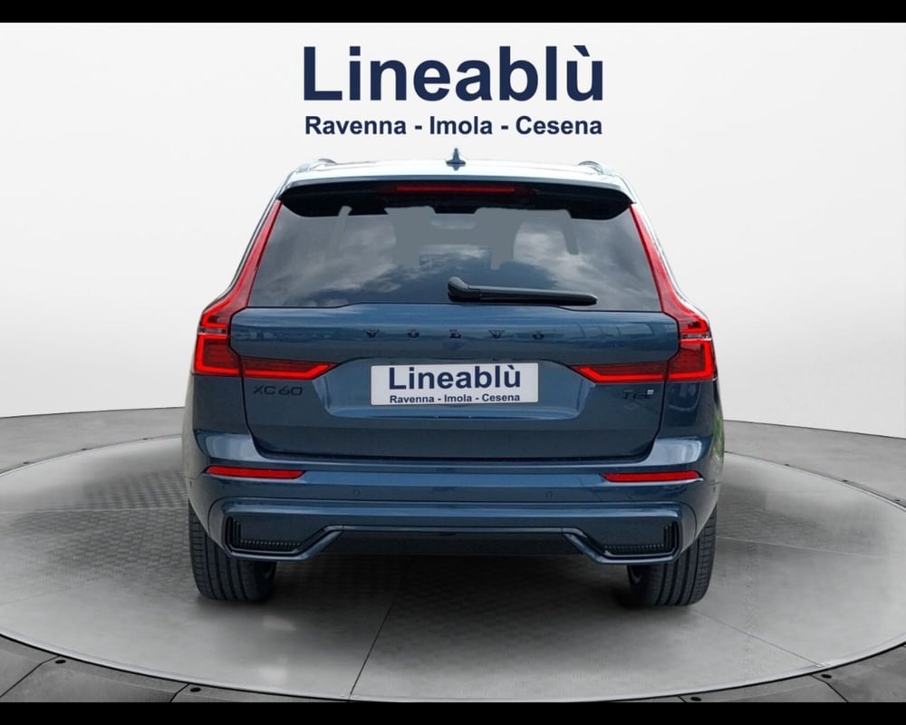 Volvo XC60 nuova a Bologna (4)