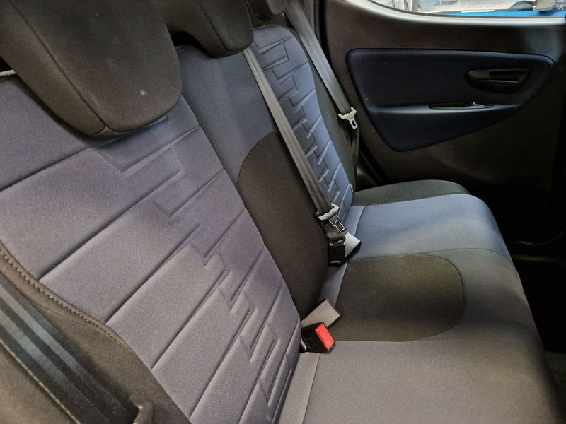 Lancia Ypsilon usata a Varese (6)