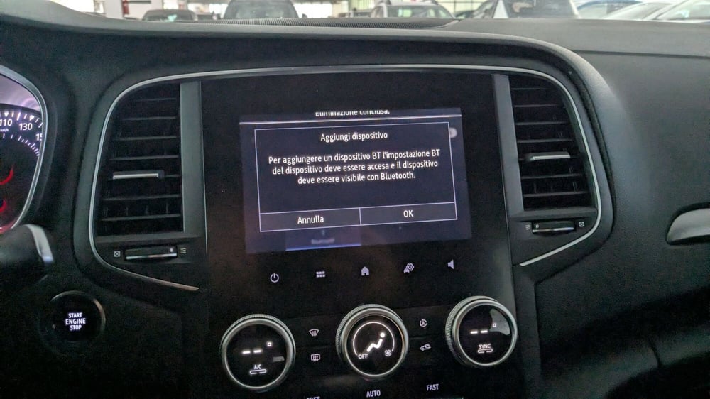 Renault Mégane Sporter usata a Milano (10)