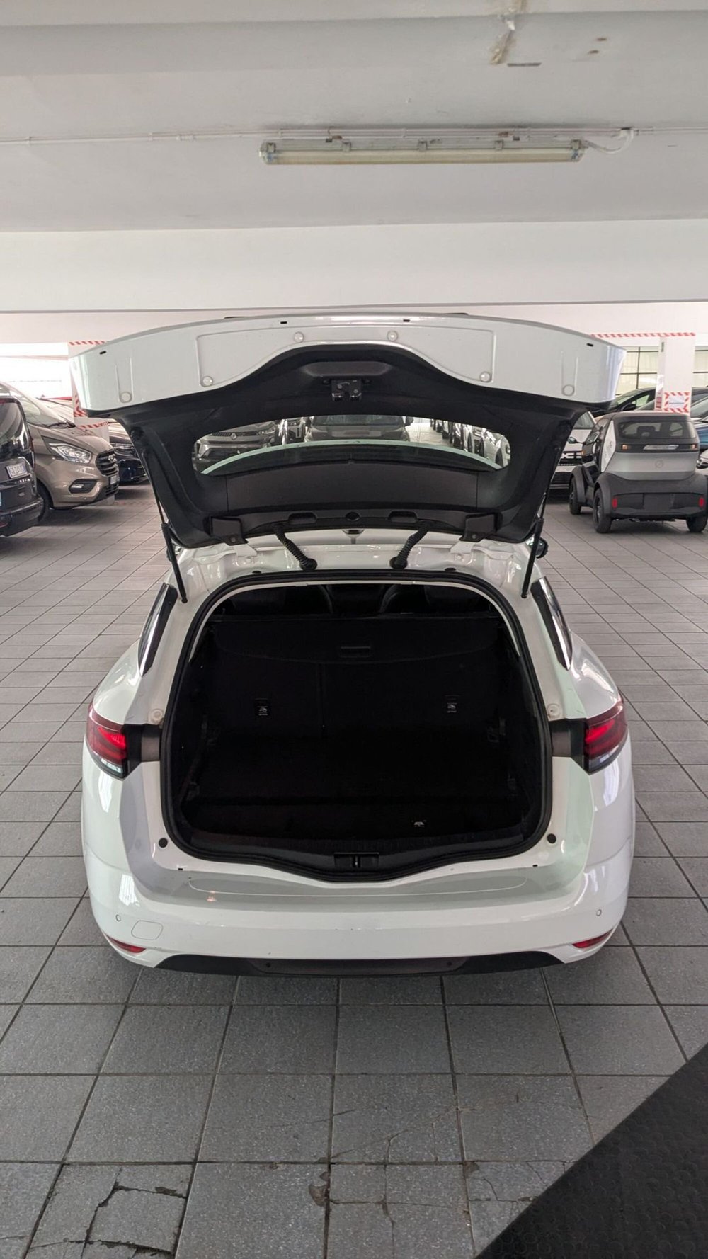 Renault Mégane Sporter usata a Milano (5)