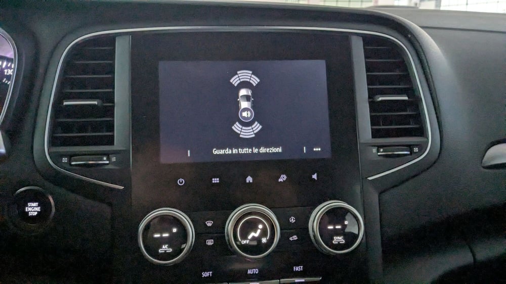 Renault Mégane Sporter usata a Milano (9)