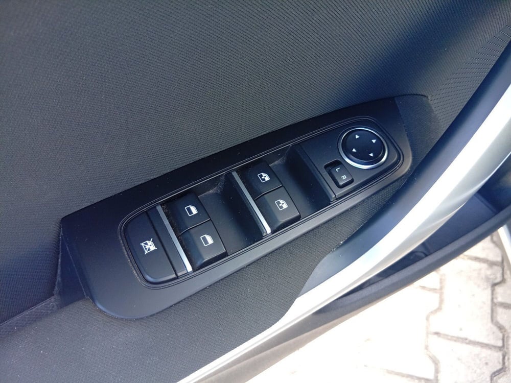 Kia XCeed usata a Brescia (19)