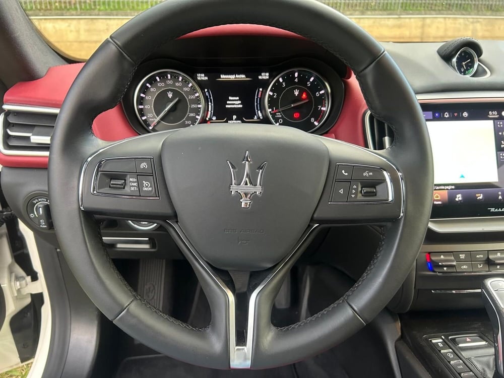 Maserati Ghibli nuova a Salerno (15)