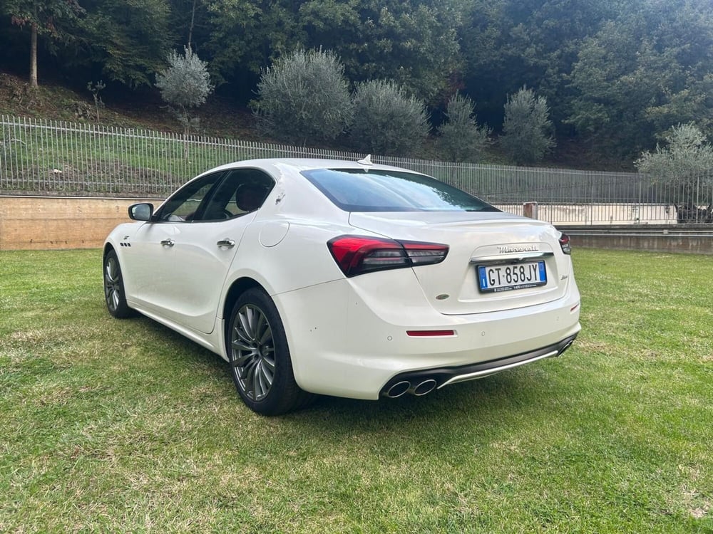 Maserati Ghibli nuova a Salerno (3)