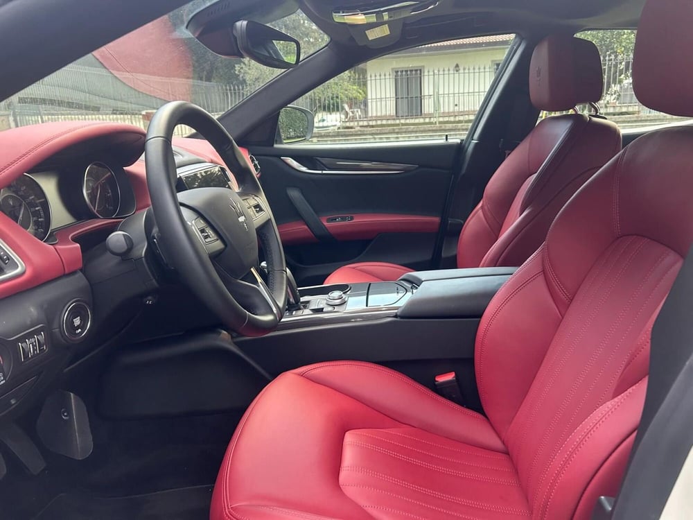 Maserati Ghibli nuova a Salerno (6)