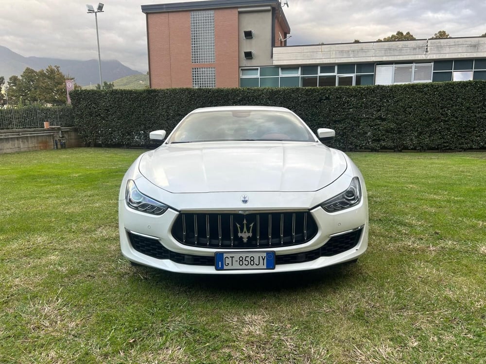 Maserati Ghibli nuova a Salerno (9)