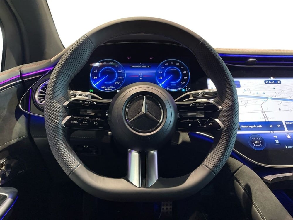 Mercedes-Benz EQE SUV nuova a Prato (10)