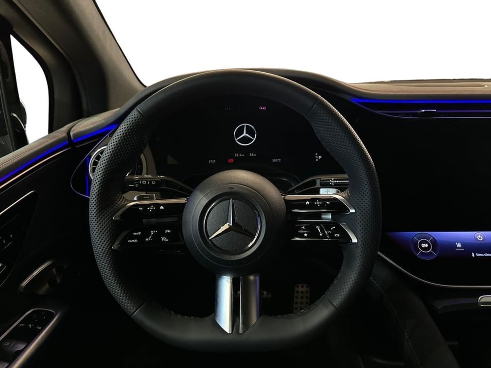 Mercedes-Benz EQE SUV nuova a Firenze (10)