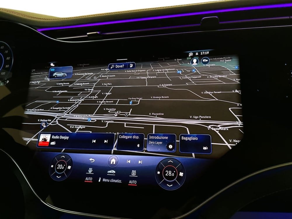 Mercedes-Benz EQE SUV nuova a Firenze (14)
