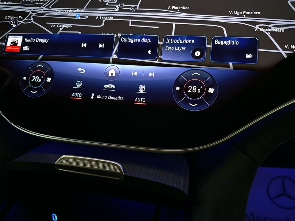 Mercedes-Benz EQE SUV nuova a Firenze (15)