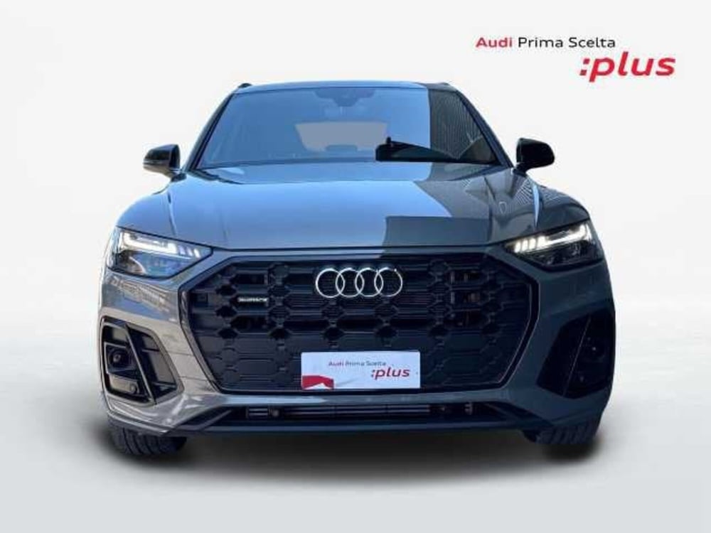 Audi Q5 Sportback nuova a Prato (13)