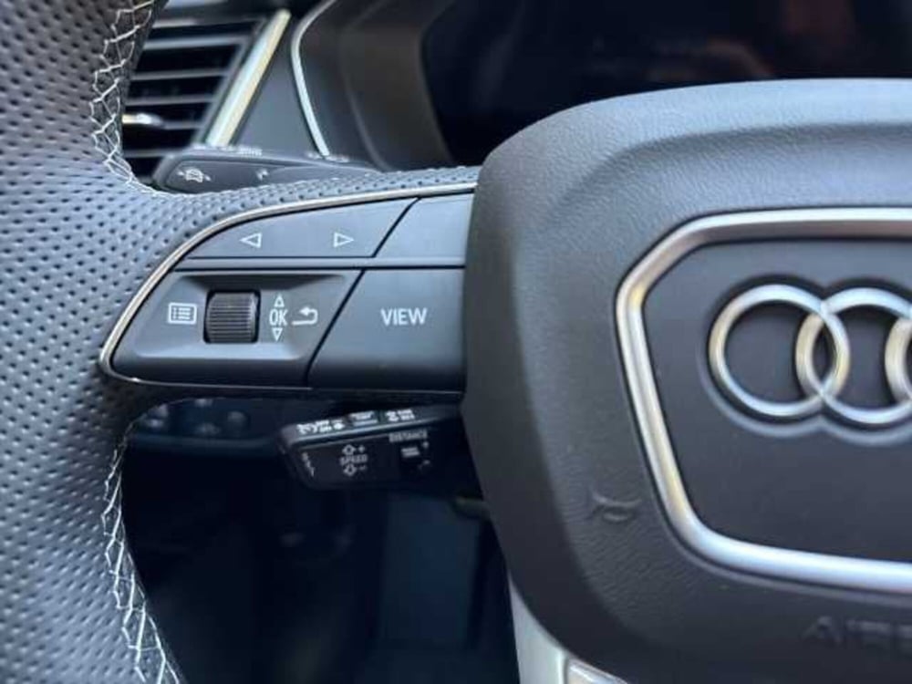 Audi Q5 Sportback nuova a Prato (5)