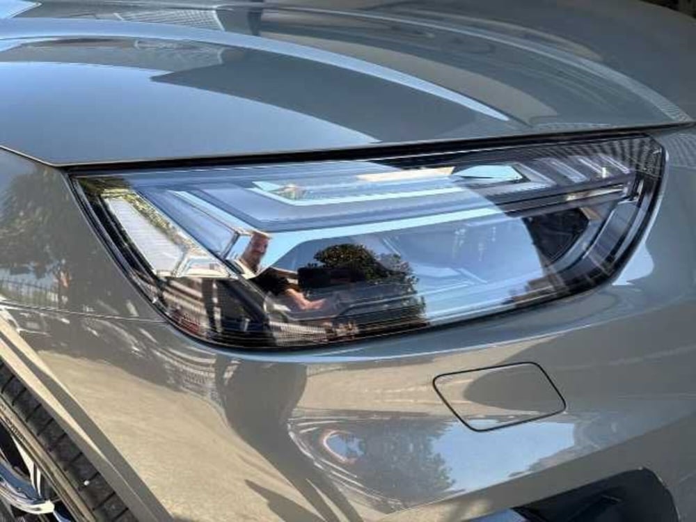Audi Q5 Sportback nuova a Prato (6)